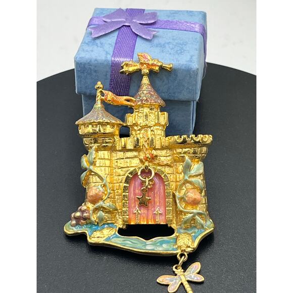 Kirk's Folly Gold-Tone & Enamel
Fairytale Rapunzel‎ Castle w/ Dragonfly Brooch - Picture 9 of 9